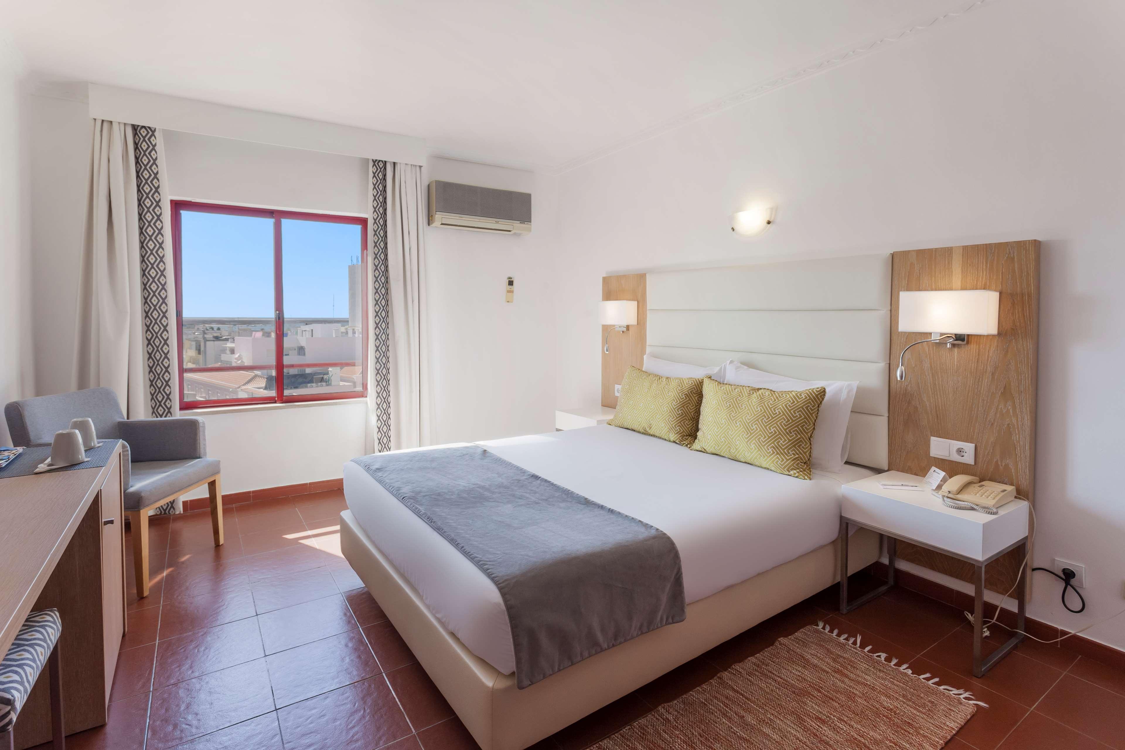 Best Western Hotel Dom Bernardo Faro Exterior photo