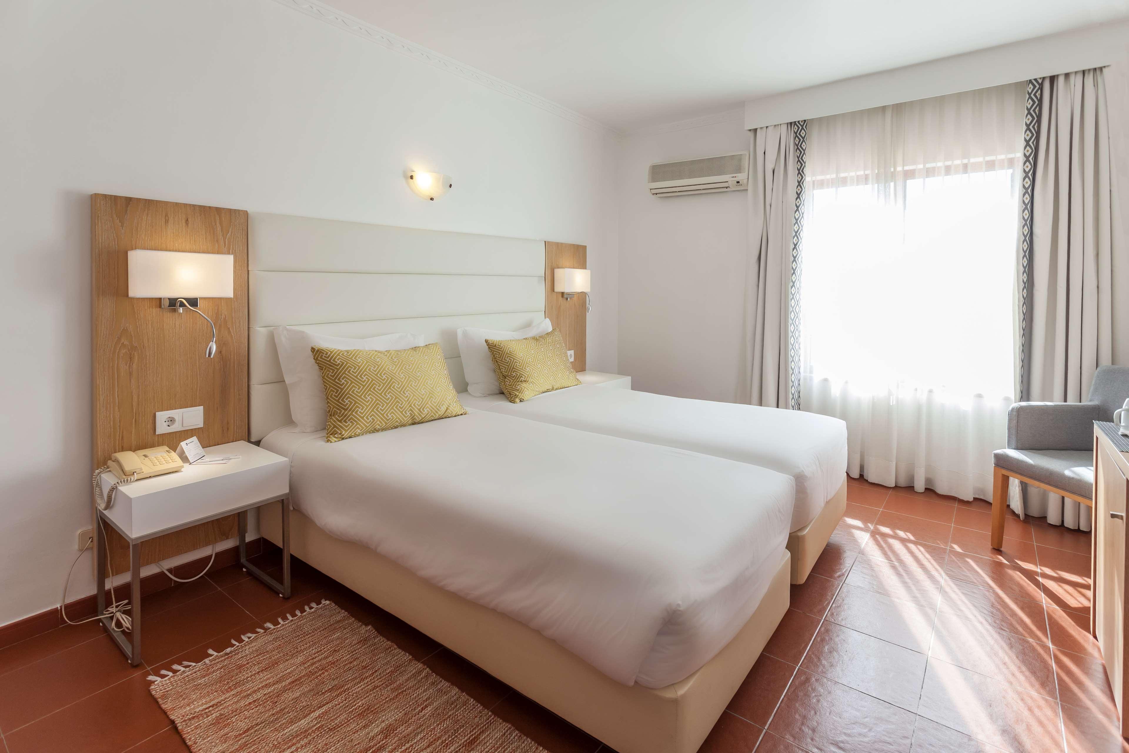 Best Western Hotel Dom Bernardo Faro Exterior photo